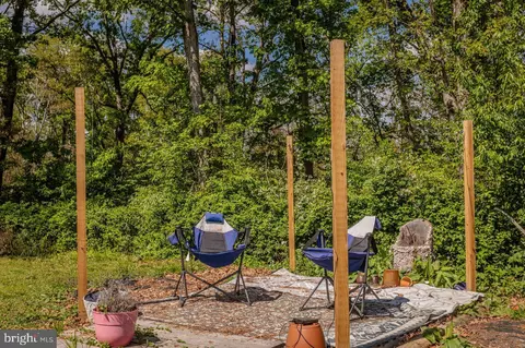 Exterior - 8570 S Middle Rd, Mount Jackson, VA 22842 photo 11 of 14
