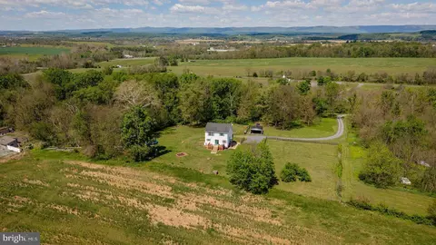 View/Area - 8570 S Middle Rd, Mount Jackson, VA 22842 photo 1 of 10