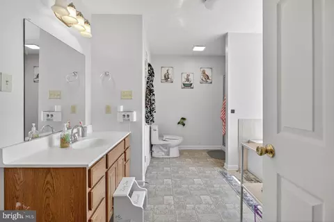 Entry Way - 8570 S Middle Rd, Mount Jackson, VA 22842 photo 7 of 7