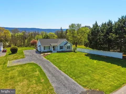 515 Hollingsworth Rd, Woodstock, VA 22664