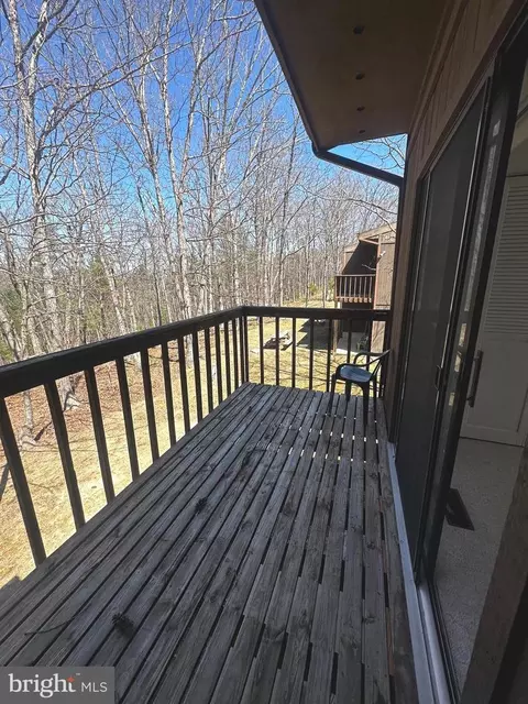 Exterior - 393 Spitz Ln #99, Basye, VA 22810 photo 4 of 9