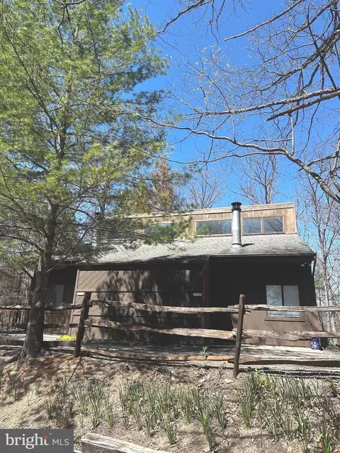 393 Spitz Ln #99, Basye, VA 22810