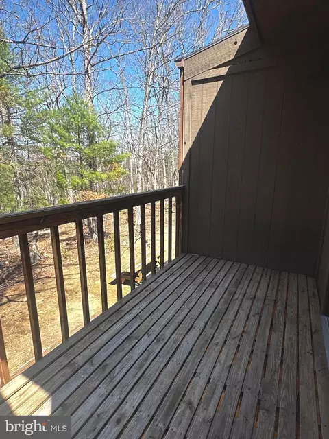 Exterior - 393 Spitz Ln #99, Basye, VA 22810 photo 2 of 9