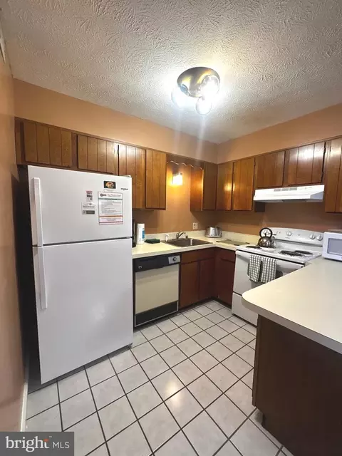 Kitchen - 393 Spitz Ln #99, Basye, VA 22810 photo 1 of 4