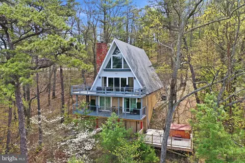 197 S Aspen Way, Basye, VA 22810