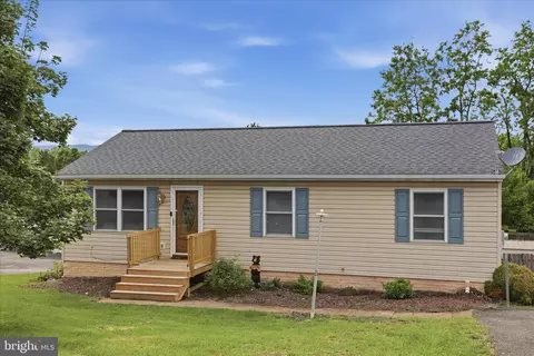 126 Greenleaf Rd, Strasburg, VA 22657