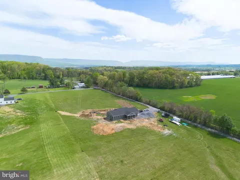 View/Area - 1611 Pleasant Vw, Mount Jackson, VA 22842 photo 6 of 8