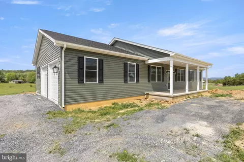 Exterior - 1611 Pleasant Vw, Mount Jackson, VA 22842 photo 5 of 10