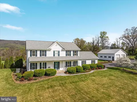 180 Holstein Ln, Toms Brook, VA 22660