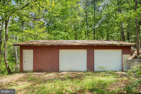 Exterior - 513 Straton, Basye, VA 22810 photo 6 of 11