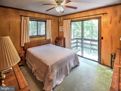 Bedroom - 159 Richmon Rd, Basye, VA 22810 photo 3 of 5