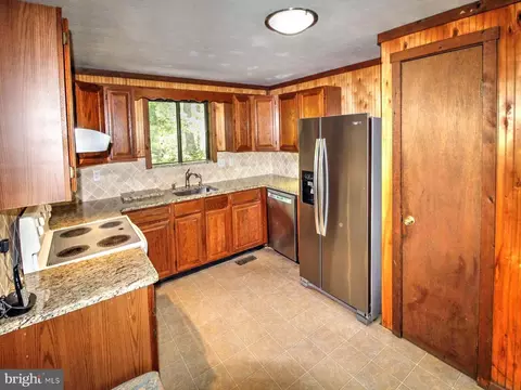 Kitchen - 159 Richmon Rd, Basye, VA 22810 photo 2 of 3