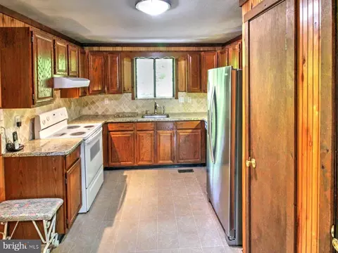Kitchen - 159 Richmon Rd, Basye, VA 22810 photo 1 of 3