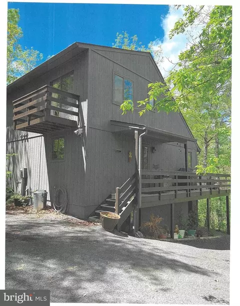159 Richmon Rd, Basye, VA 22810