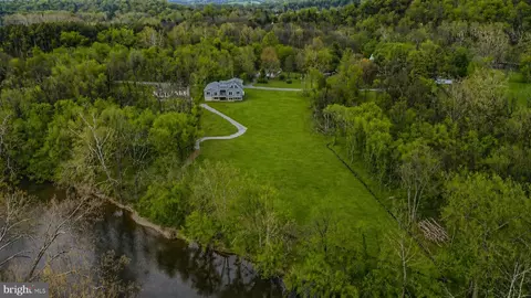 626 Black Bear Rd, Maurertown, VA 22644