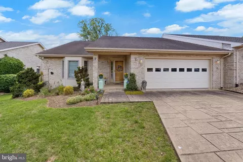 609 Kestrel Ct, Woodstock, VA 22664