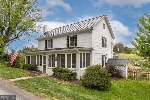 397 Country Brook Rd, Toms Brook, VA 22660