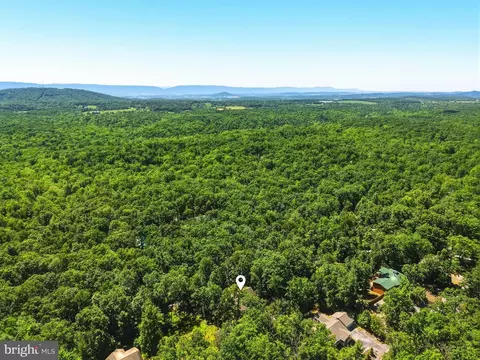 View/Area - 139 Maple Ave, Mount Jackson, VA 22842 photo 4 of 6