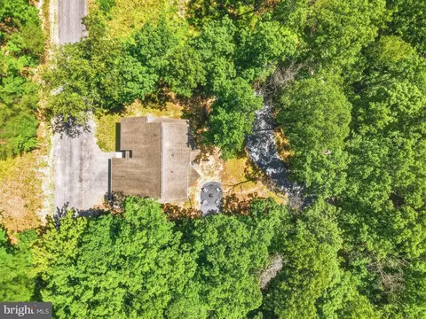 View/Area - 139 Maple Ave, Mount Jackson, VA 22842 photo 3 of 6