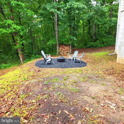 Exterior - 139 Maple Ave, Mount Jackson, VA 22842 photo 4 of 9