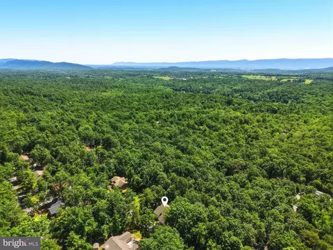 View/Area - 139 Maple Ave, Mount Jackson, VA 22842 photo 1 of 6