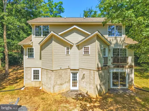 Exterior - 139 Maple Ave, Mount Jackson, VA 22842 photo 8 of 9