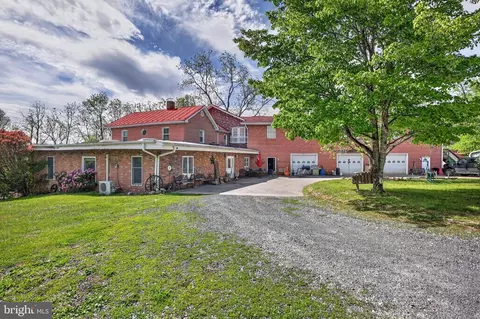 108 Homestead Ln, Maurertown, VA 22644