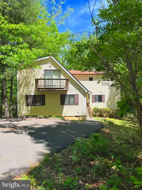 309 Locust Ln, Mount Jackson, VA 22842