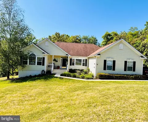 126 Junction Overlook, Strasburg, VA 22657