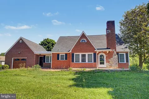 342 W Old Cross Rd, New Market, VA 22844