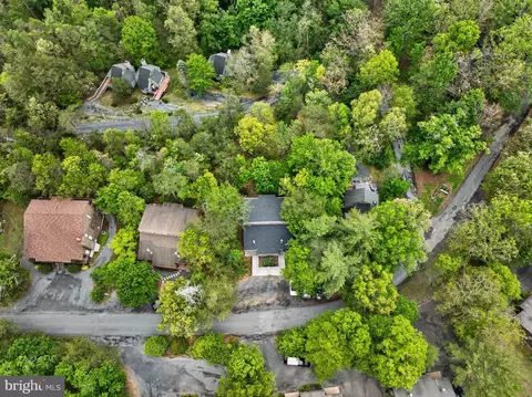 View/Area - 404 Spitz Ln # B, Basye, VA 22810 photo 1 of 2