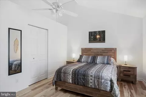 Bedroom - 598 Crab Apple Rd, Mount Jackson, VA 22842 photo 2 of 6