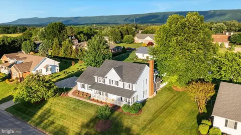 418 Kern St, Woodstock, VA 22664