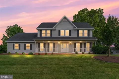 418 Kern St, Woodstock, VA 22664