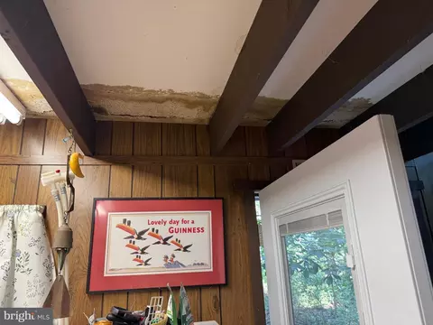 Entry Way - 1368 Sundance Mountain Rd, New Market, VA 22844 photo 1 of 2