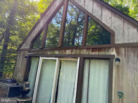 Exterior - 1368 Sundance Mountain Rd, New Market, VA 22844 photo 2 of 4