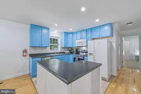 Kitchen - 671 Willow Ln, Mount Jackson, VA 22842 photo 1 of 3