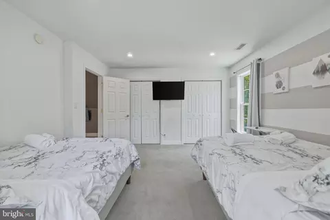Bedroom - 671 Willow Ln, Mount Jackson, VA 22842 photo 6 of 9