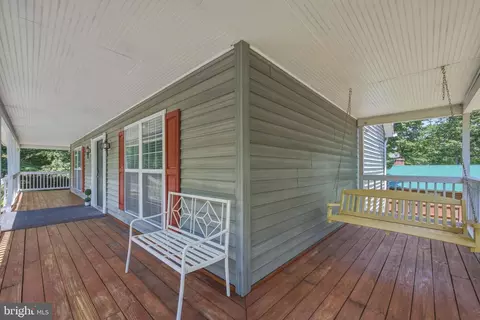 Exterior - 671 Willow Ln, Mount Jackson, VA 22842 photo 9 of 12