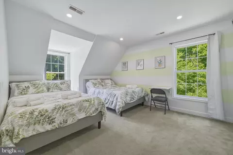 Bedroom - 671 Willow Ln, Mount Jackson, VA 22842 photo 7 of 9