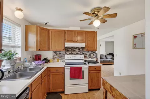 Kitchen - 5821 Robin St, Mount Jackson, VA 22842 photo 1 of 3