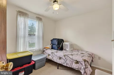 Bedroom - 5821 Robin St, Mount Jackson, VA 22842 photo 1 of 4