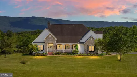 496 Clary Rd, Strasburg, VA 22657