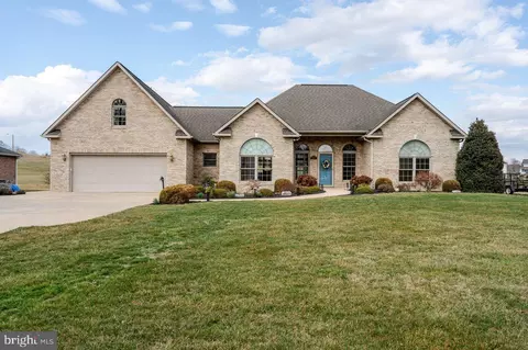 991 Clicks Ln, New Market, VA 22844