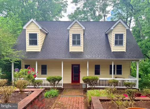 301 High St, Strasburg, VA 22657