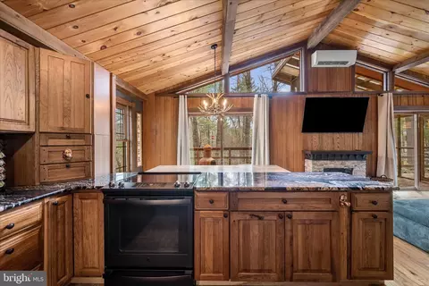 Kitchen - 116 Palmer Rd, Basye, VA 22810 photo 2 of 3