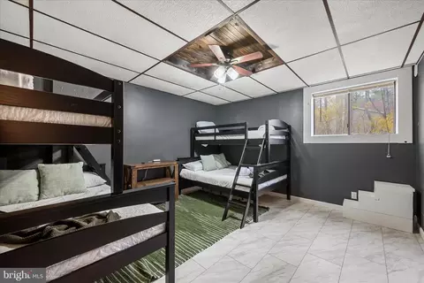 Bedroom - 116 Palmer Rd, Basye, VA 22810 photo 6 of 6
