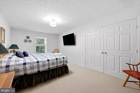 Bedroom - 226 Early Dr, Basye, VA 22810 photo 8 of 9