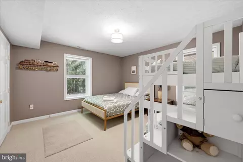 Bedroom - 226 Early Dr, Basye, VA 22810 photo 6 of 9
