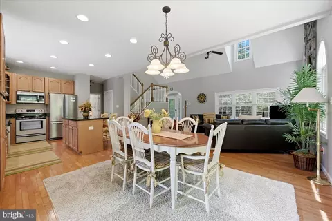 Dining - 226 Early Dr, Basye, VA 22810 photo 2 of 2
